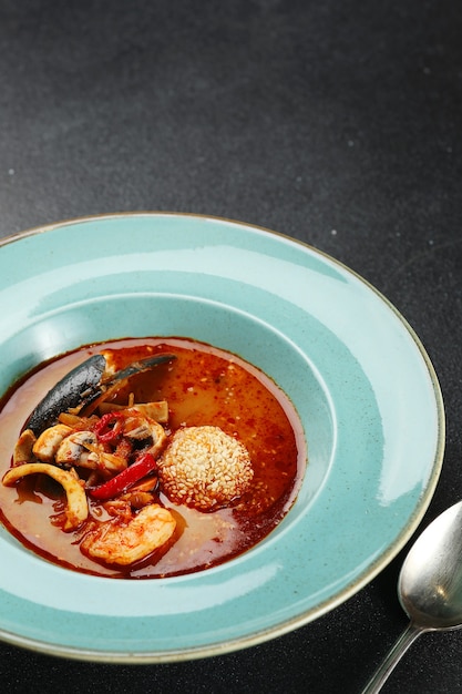 Sopa De Leite De Coco Picante Asi Tica Tailandesa Tradicional Tom Yum