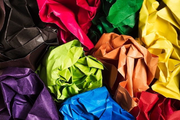 Texturas de papel amarelo colorido com espaço de cópia Foto gratuita