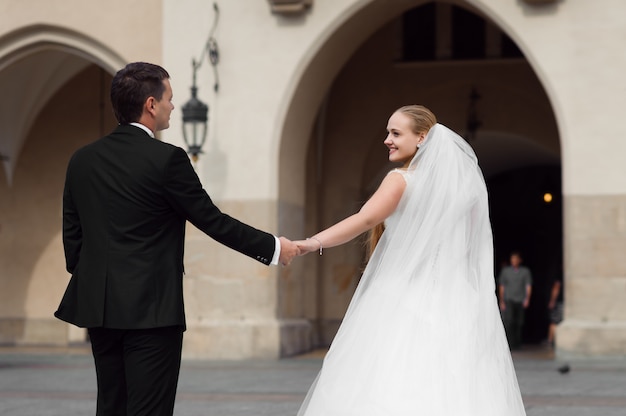 Braut Und Bräutigam Vor Der Hochzeit Kostenlose Foto 1552