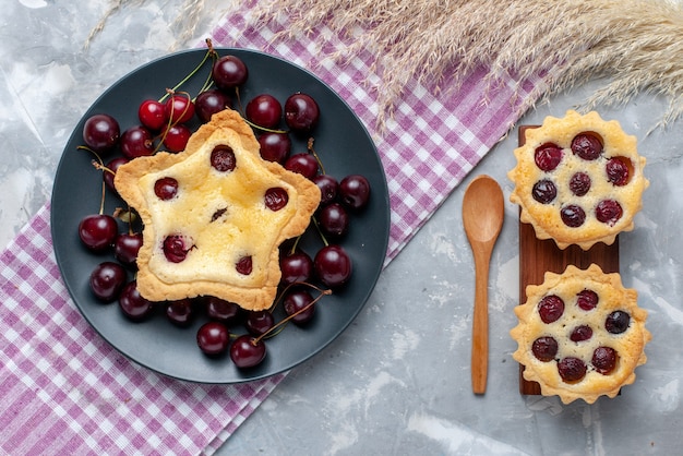 Kirschkuchen Mit Frischen Sauerkirschen — Rezepte Suchen