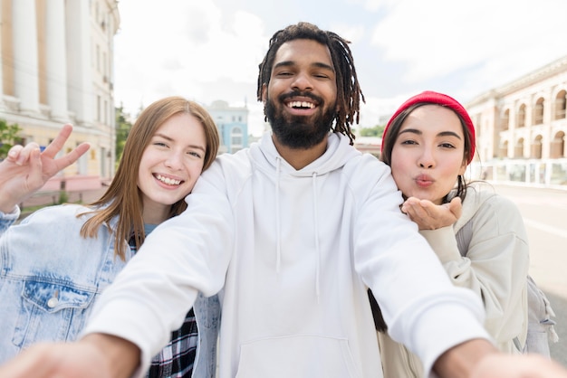 Freunde Machen Selfie Kostenlose Foto