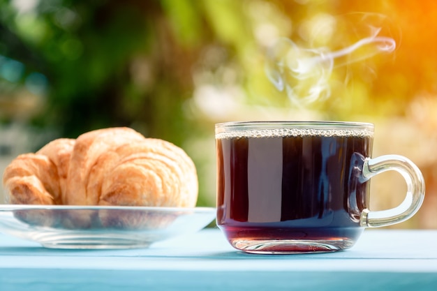 Guten Morgen Schwarze Kaffeetasse Premium Foto