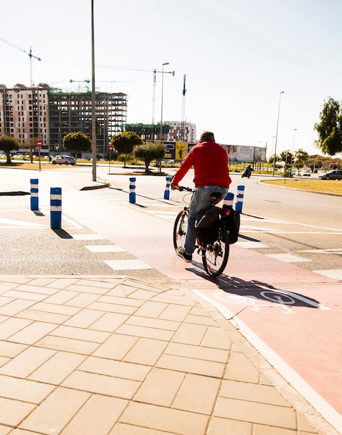 Darf Man Mit Dem Fahrrad Auf Der Straße Fahren