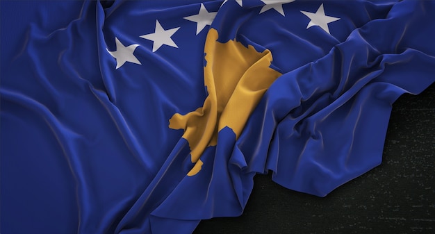 Kosovo Flagge Geknickt Auf Dunklem Hintergrund 3d Render Kostenlose Foto