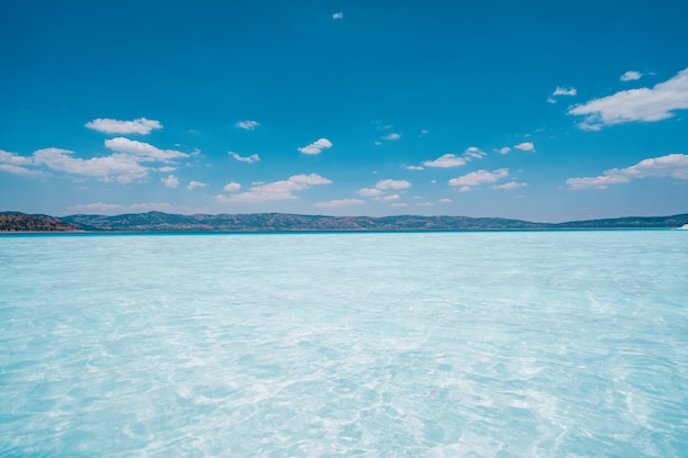 Meer Und Blauer Himmel Hintergrund Kostenlose Foto