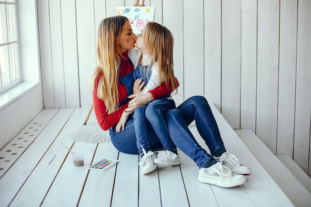 Mutter und tochter zeichnen | Kostenlose Foto