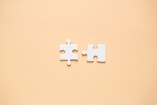 Puzzleteile Auf Rosa Kostenlose Foto