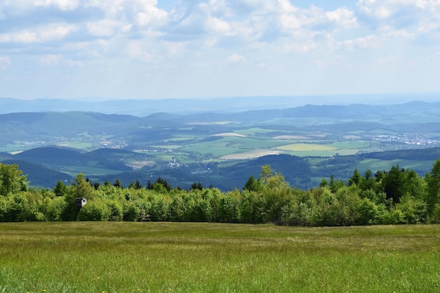 Schone Landschaft In Den Bergen Im Sommer Tschechische Republik Die Weissen Karpaten Europa Kostenlose Foto