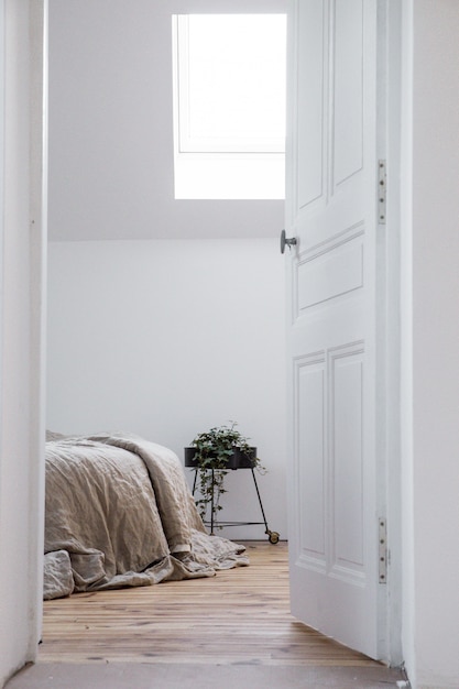 Schönes weißes schlafzimmer | Kostenlose Foto