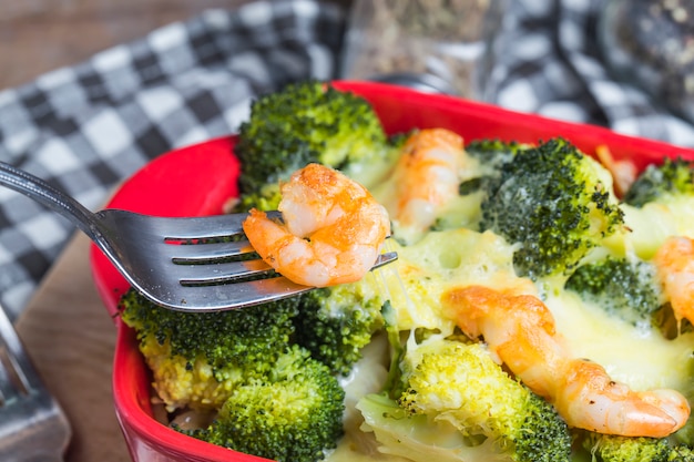 Shrimp pasta, brokkoli, garnelen | Kostenlose Foto