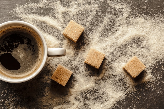 Tasse kaffee mit zucker Premium Fotos