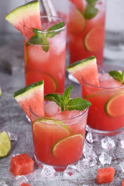 Wodka &amp;quot;watermelon cocktail&amp;quot; - hergestellt aus frisch gekühlter ...