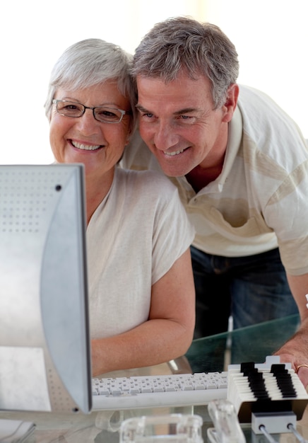 Dating Online Site For 50 And Over