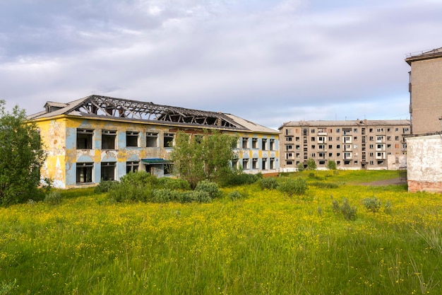 Premium Photo | The abandoned ghost settlement of zapolyarny, vorkuta ...