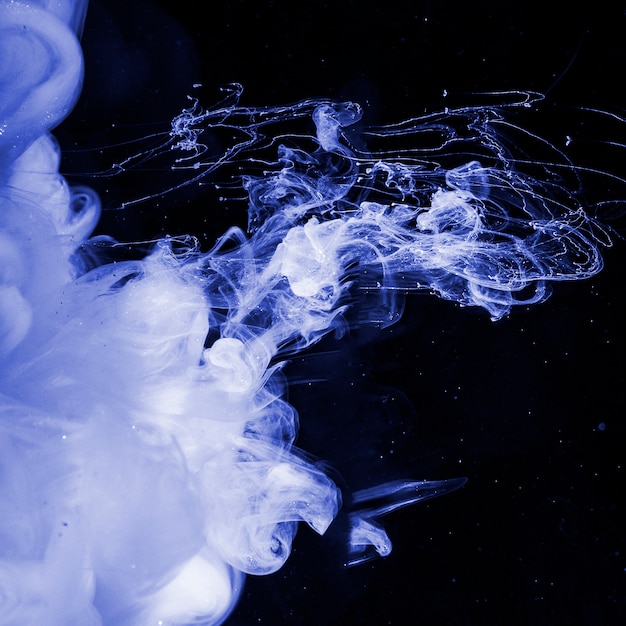 Free Photo | Abstract heavy blue fog in dark liquid