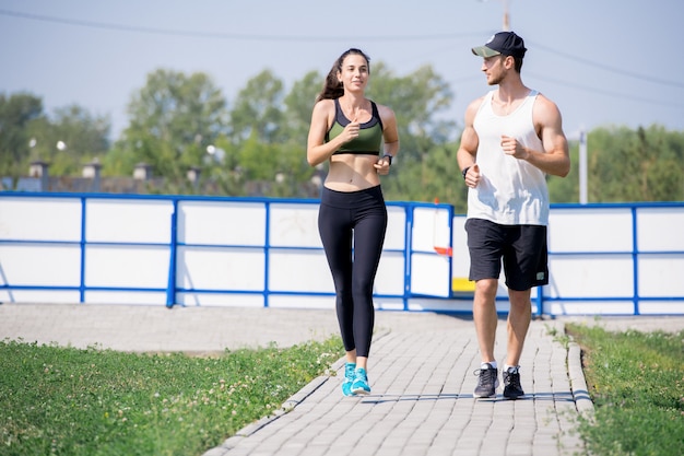 couple joggers