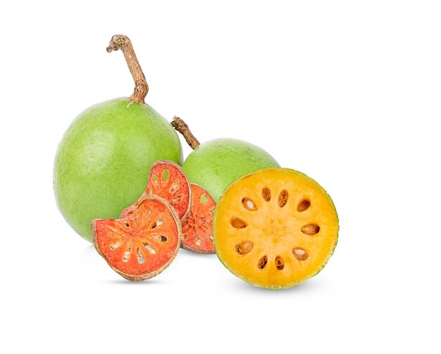 Premium Photo Aegle Marmelos And Dry Bael Fruit On White Background