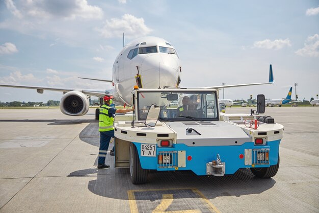 Premium Photo | Aircraft maintenance supervisor and an experienced ...