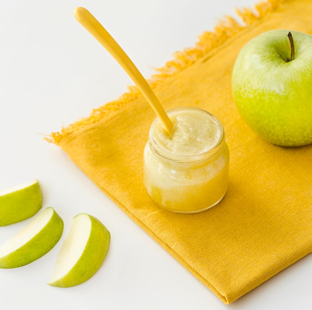 Apple puree for baby Free Photo
