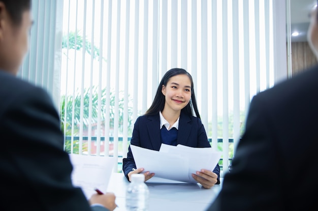 asian businesswoman candidate presenting her profile application job interview 43569 187 - Selengkapnya tentang Kuliah Sastra Inggris di Malaysia