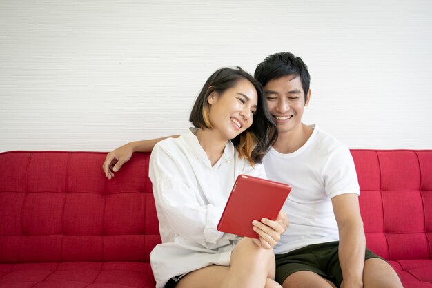 Asian young couple otngagged