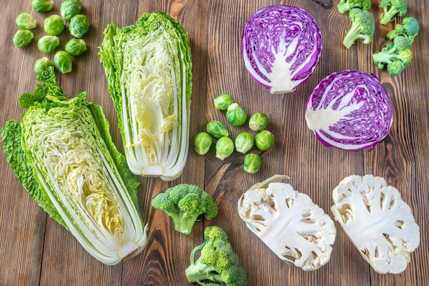 premium-photo-assortment-of-different-cruciferous-vegetables