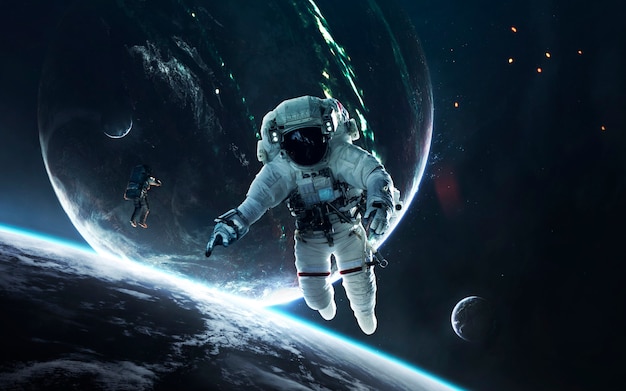 宇宙飛行士 無限の深宇宙を持つ美しいサイエンスフィクションの壁紙 Nasaによって提供されたこの画像の要素 プレミアム写真