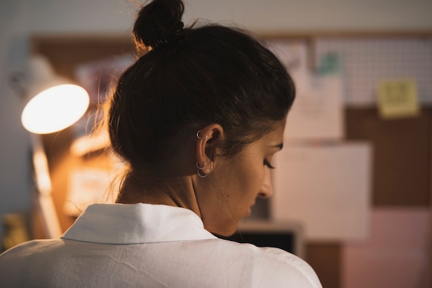 Back View Portrait Of A Beautiful Woman Free Photo