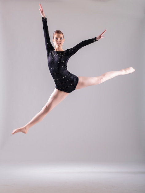 Premium Photo | Ballerina