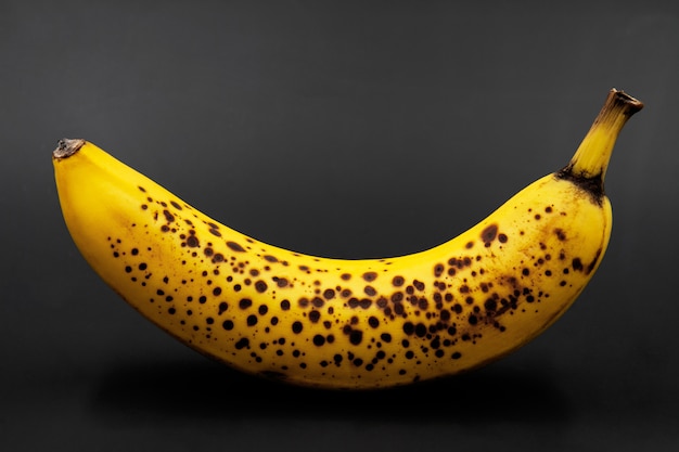 what-happens-to-your-body-after-eating-bananas-with-black-spots-youtube