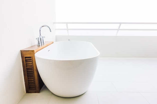 Free Photo | Bathtub