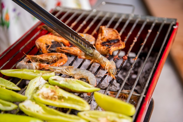 Bbq is preparing for dinner party | Premium Photo