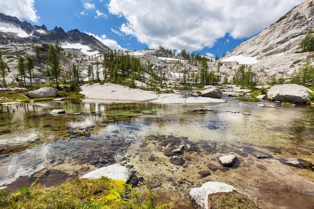 Premium Photo | Beautiful Alpine Lakes Wilderness Area In Washington, Usa