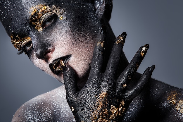 Free Photo | Beautiful, artistic makeup