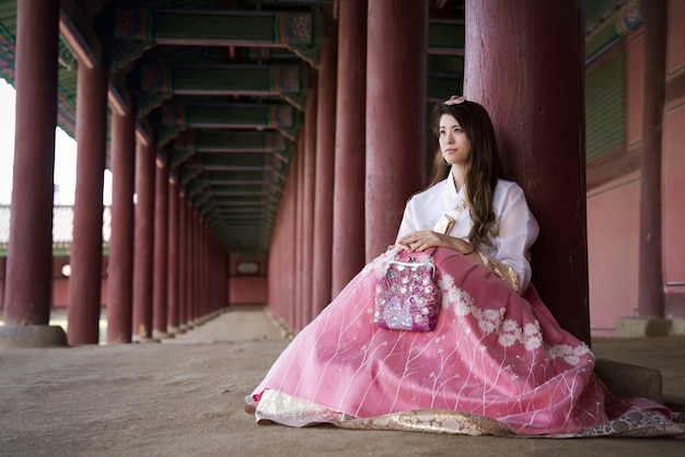 What Are The Stunning On Going Trends Among Korean Traditional Fashion