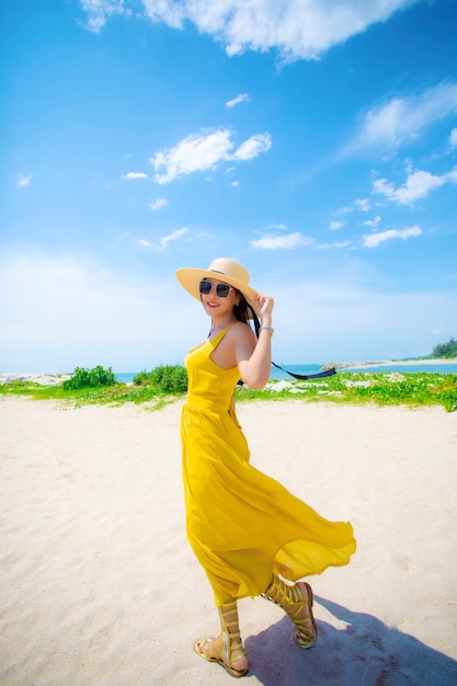 yellow dress for beach