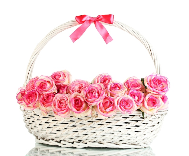 Premium Photo | Beautiful bouquet of pink roses in basket, isolated on ...