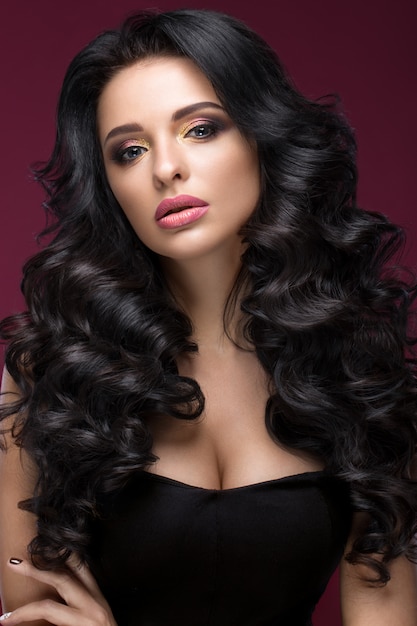 Premium Photo Beautiful Brunette Model Curls Classic Makeup Gold Jewelry And Red Lips The 