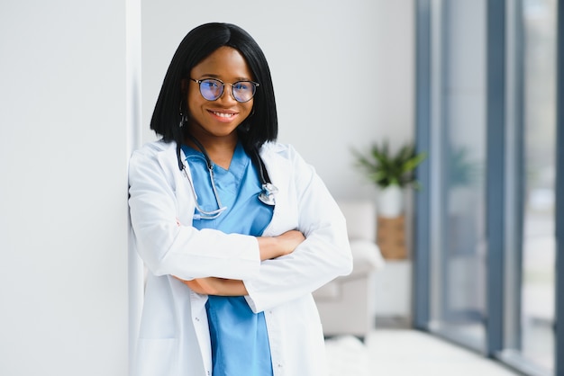 Premium Photo | Beautiful female african american medical nurse with ...