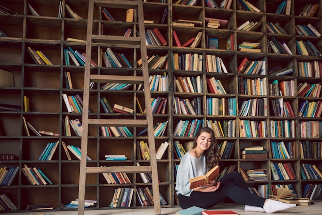 Premium Photo | Beautiful girl's reading books