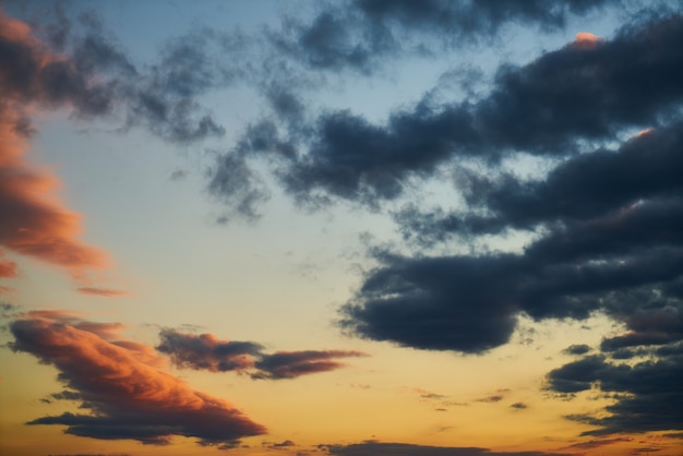 明け方に美しい空 無料の写真