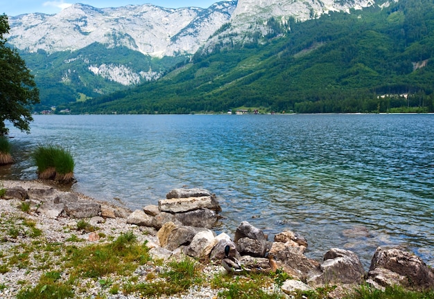 Premium Photo | Beautiful summer alpine lake grundlsee view, austria