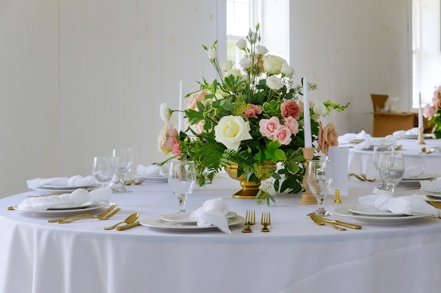 Premium Photo Beautiful Table Set For Wedding Reception