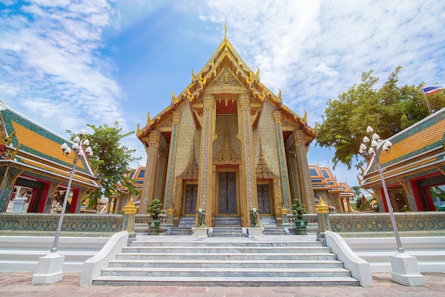 美しいタイの寺院ワットラチャボピット バンコク タイ プレミアム写真