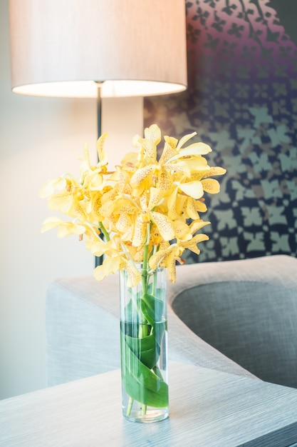 Free Photo | Beautiful vase with yellow flowers