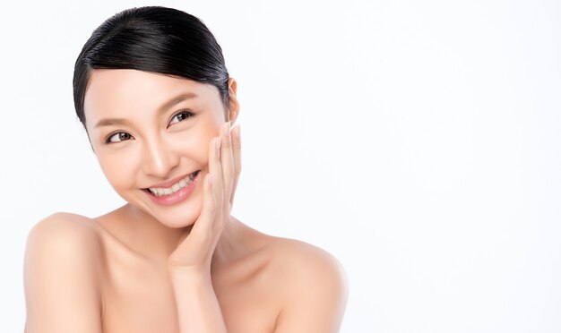 Beautiful young asian woman with clean fresh skin. face care ...