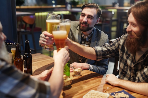 Premium Photo | Beer toast