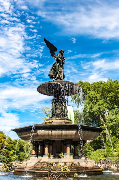 Premium Photo Bethesda Fountain In Central Park In New York