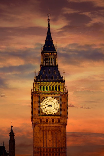 big clock in london big clock in london
