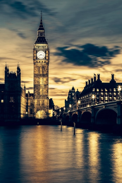 Free Photo | Big ben clock tower in london at sunset, special ...